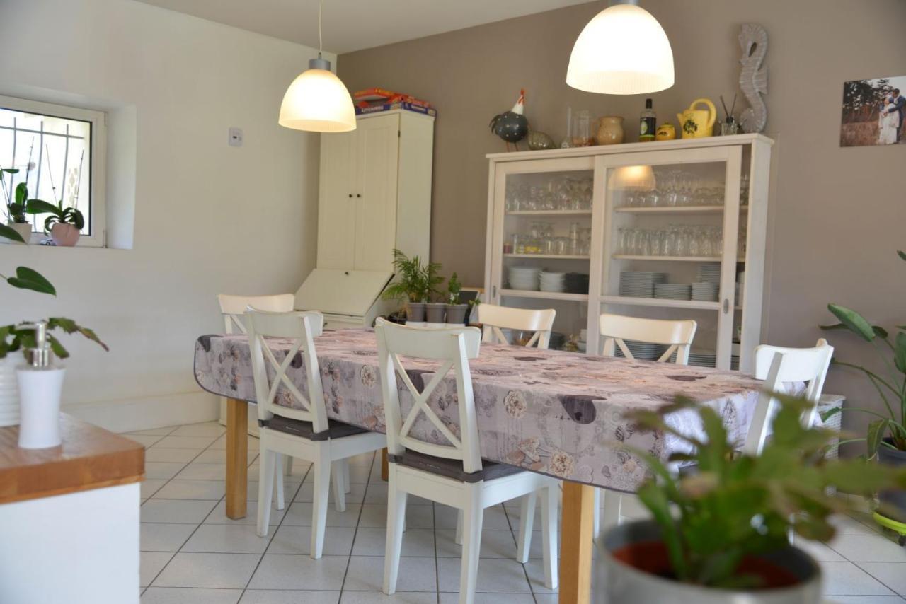 Au Grand Bonheur Besseges Exterior foto