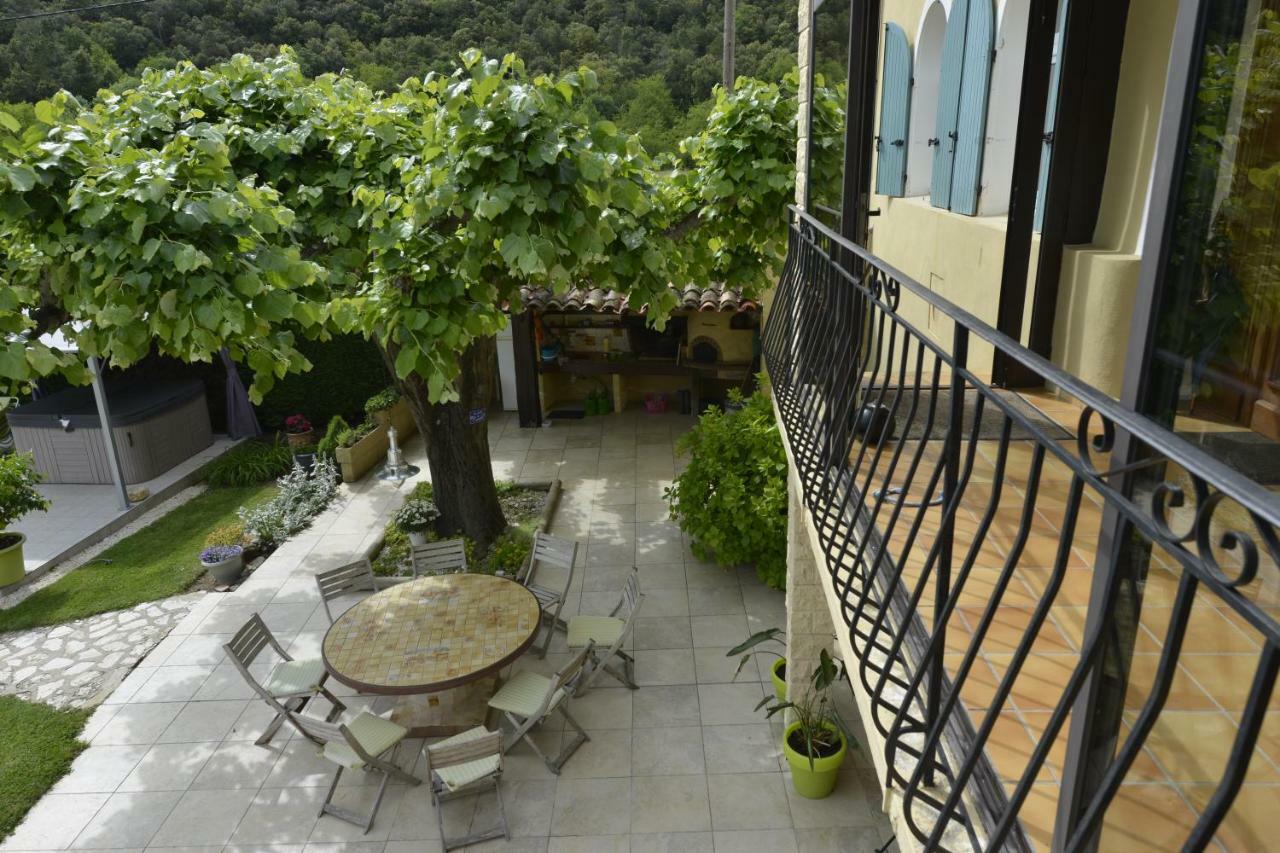 Au Grand Bonheur Besseges Exterior foto