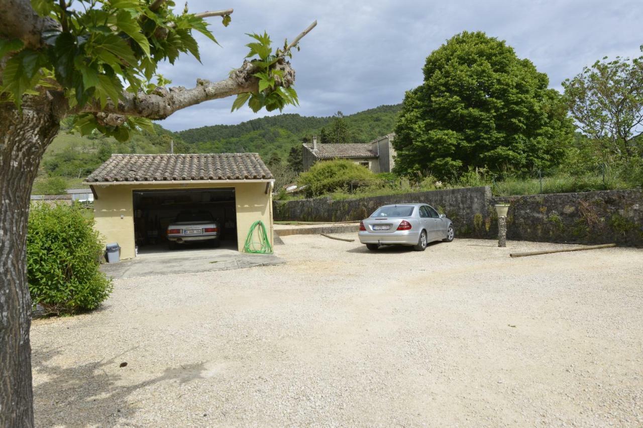 Au Grand Bonheur Besseges Exterior foto